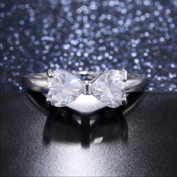 Heart Cut 925 Silver Knot Bow Style Sapphire Ring - Picture 3 of 6